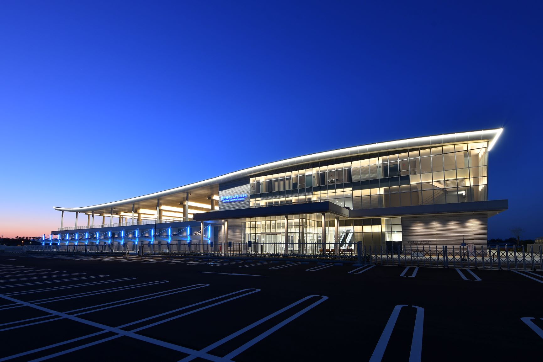 金沢港クルーズターミナルの愛称が決定しました。